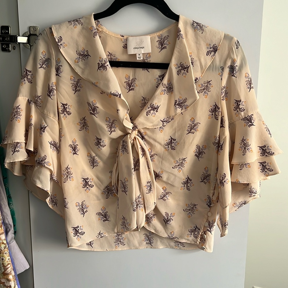 Cinq a sept top